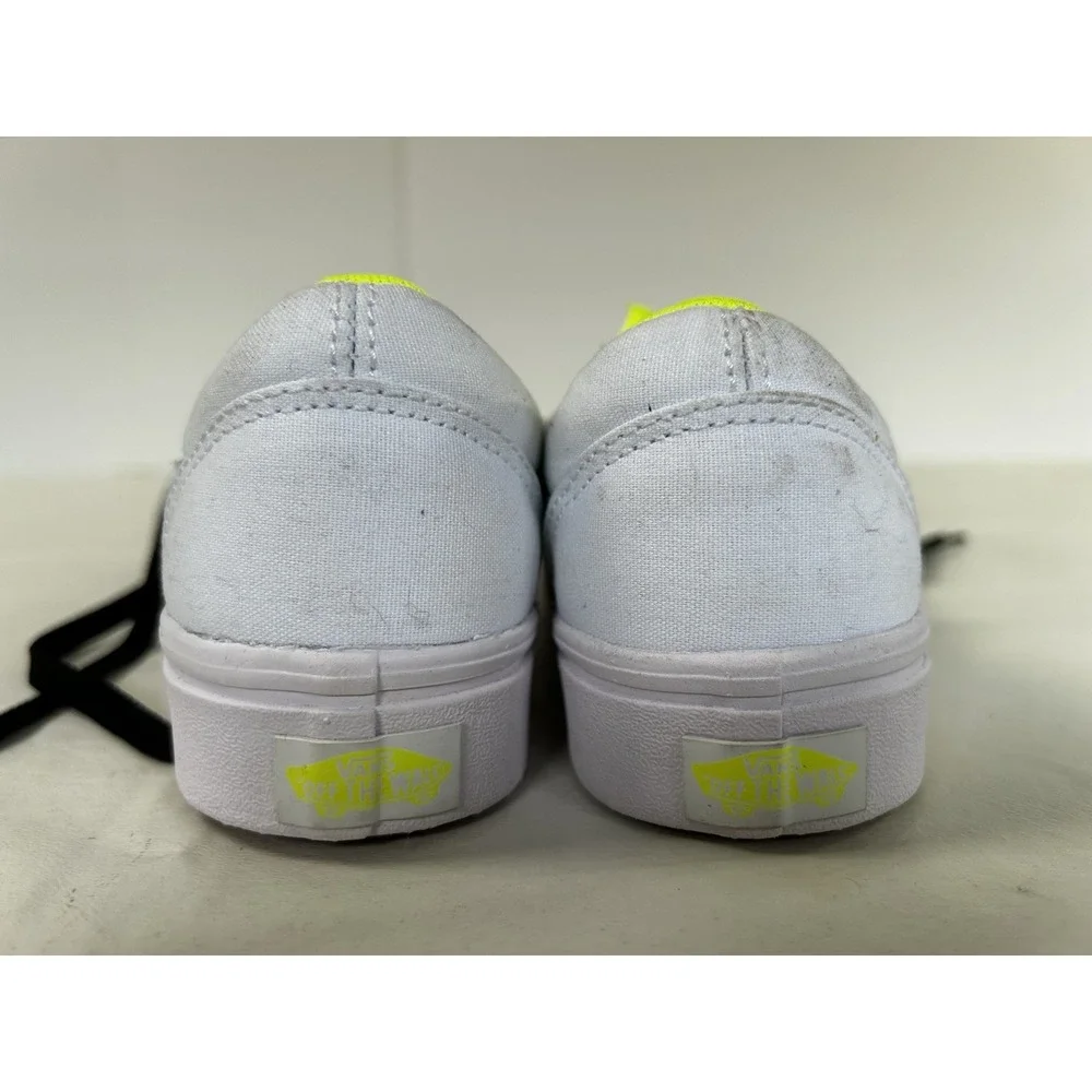 NWT Vans Off The Wall Old Skool Comfy Cush Skate Shoes Juniors Size 5.5 White